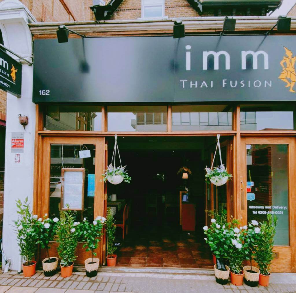 Imm Wimbledon – Welcoming Front Look